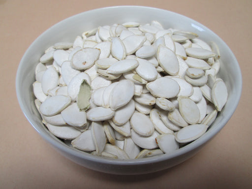 Raw Pepitas /snow white Pumpkin Seeds in shell 4 lbs